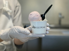 本店はオンラインショップ、工房兼ショップもオープンにしたクラフトアイス「HiO ICE CREAM」