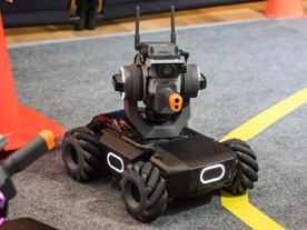 DJIのSTEM教育向け地上走行ロボット「ROBOMASTER S1」の細部を写真で見る