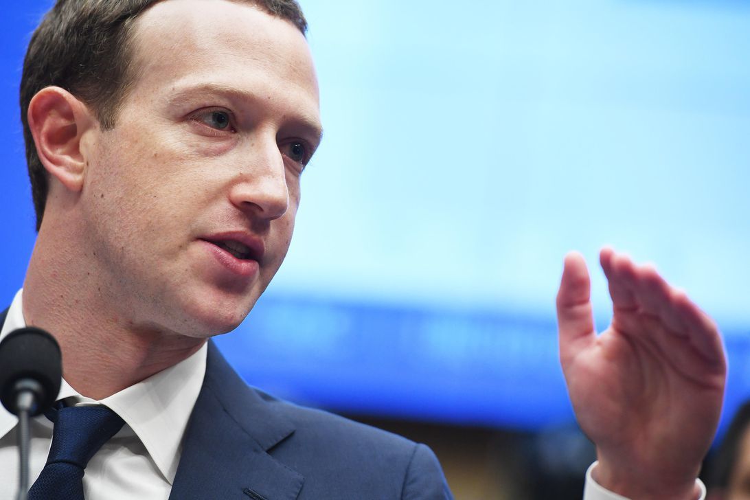 2018年4月、ワシントンDCで開かれた議会公聴会に出席したFacebookの最高経営責任者（CEO）Mark Zuckerberg氏