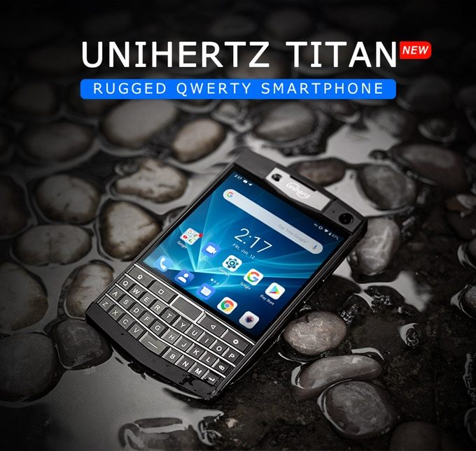 BlackBerryファンが泣いて喜ぶキーボード付きスマホ「Titan」--防水 