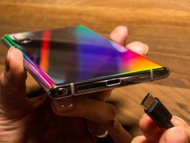 「Galaxy Note10」発表、5G版も--イヤホンジャックは廃止に