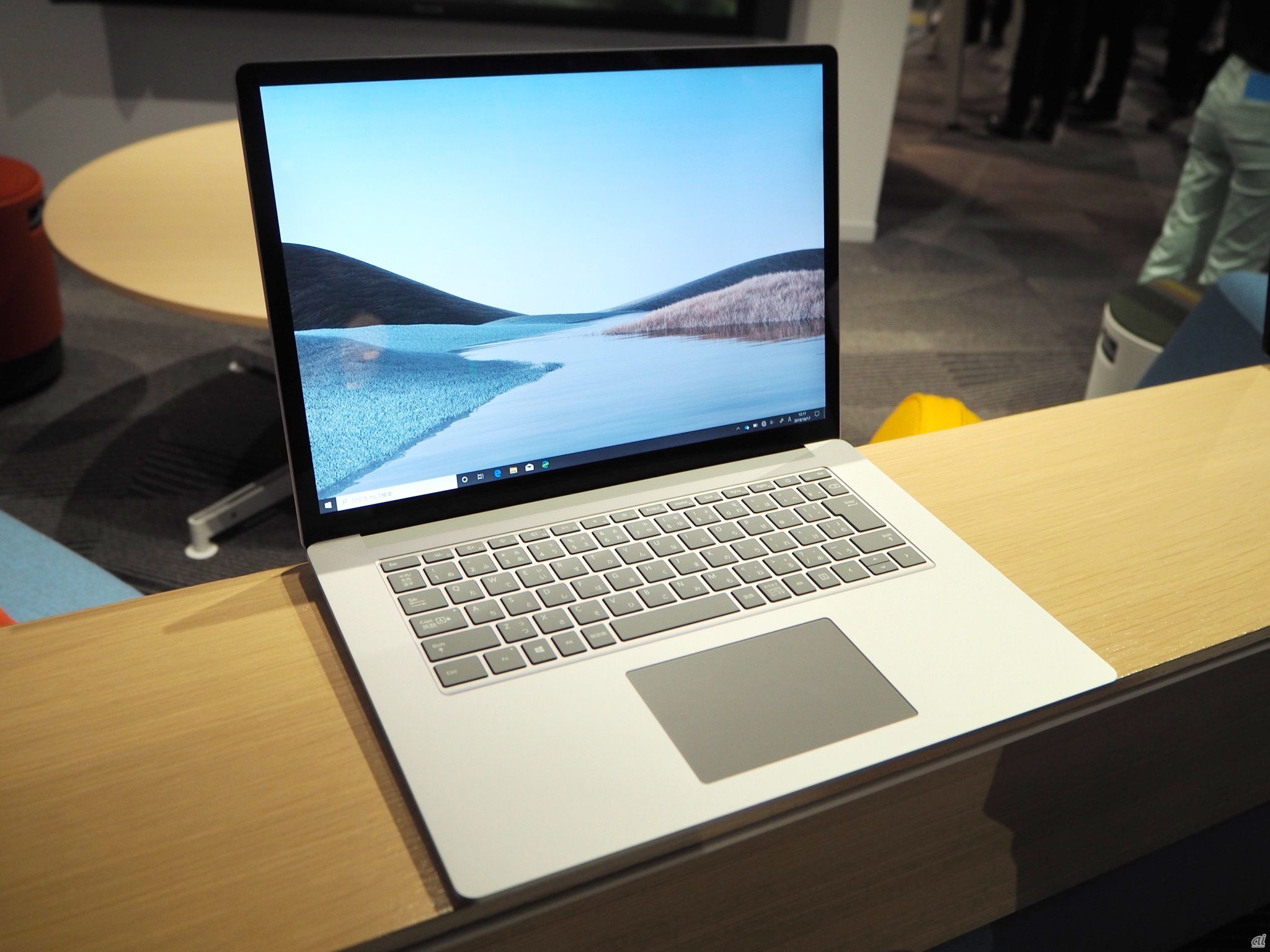 新たに投入された「Surface Laptop 3」の15インチモデルは、日本市場の要望に応えて生まれたものだという