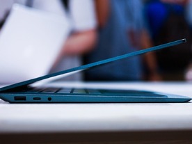 「Surface Laptop 3」をiFixitが分解、保守性が大きく改善と評価