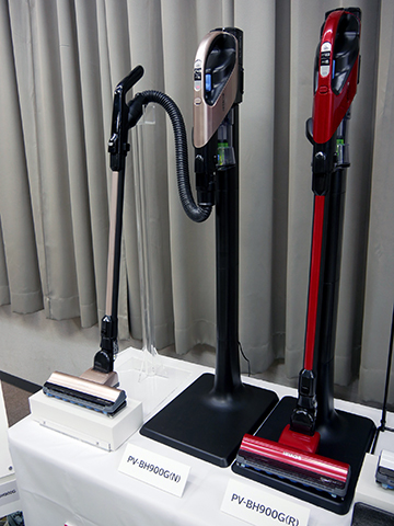 多賀事業所で生産されているスティック掃除機「PV-BH900G」。ロボット掃除機、スティック掃除機、キャニスター掃除機などが生産されている