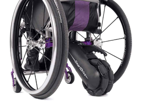 ペルモビール、スマートウォッチ対応の最新鋭車椅子「SmartDrive PushTracker E2」