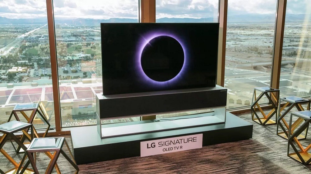 2019年にLGが発表した巻き取り式テレビ