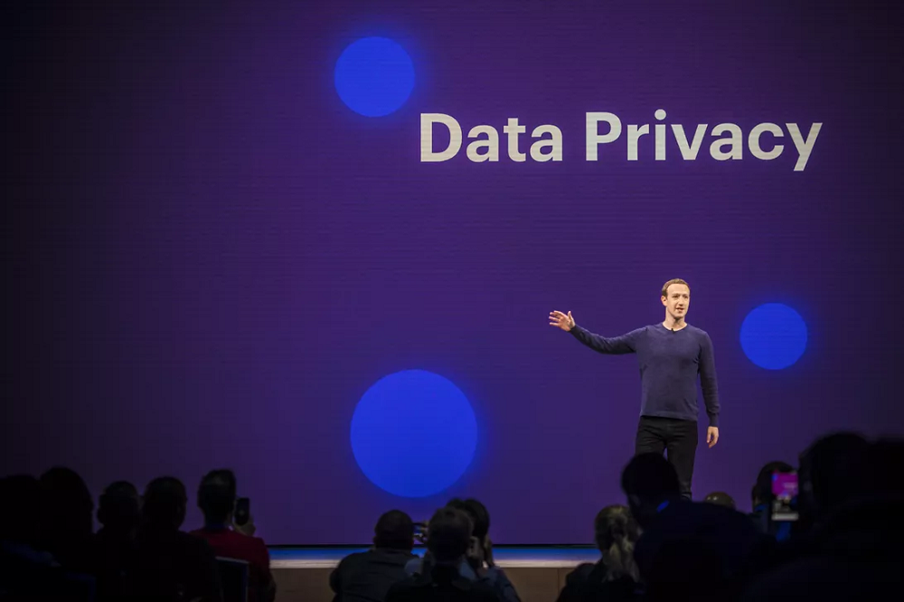 2018年の開発者会議「F8」でプライバシー重視を約束したMark Zuckerberg氏