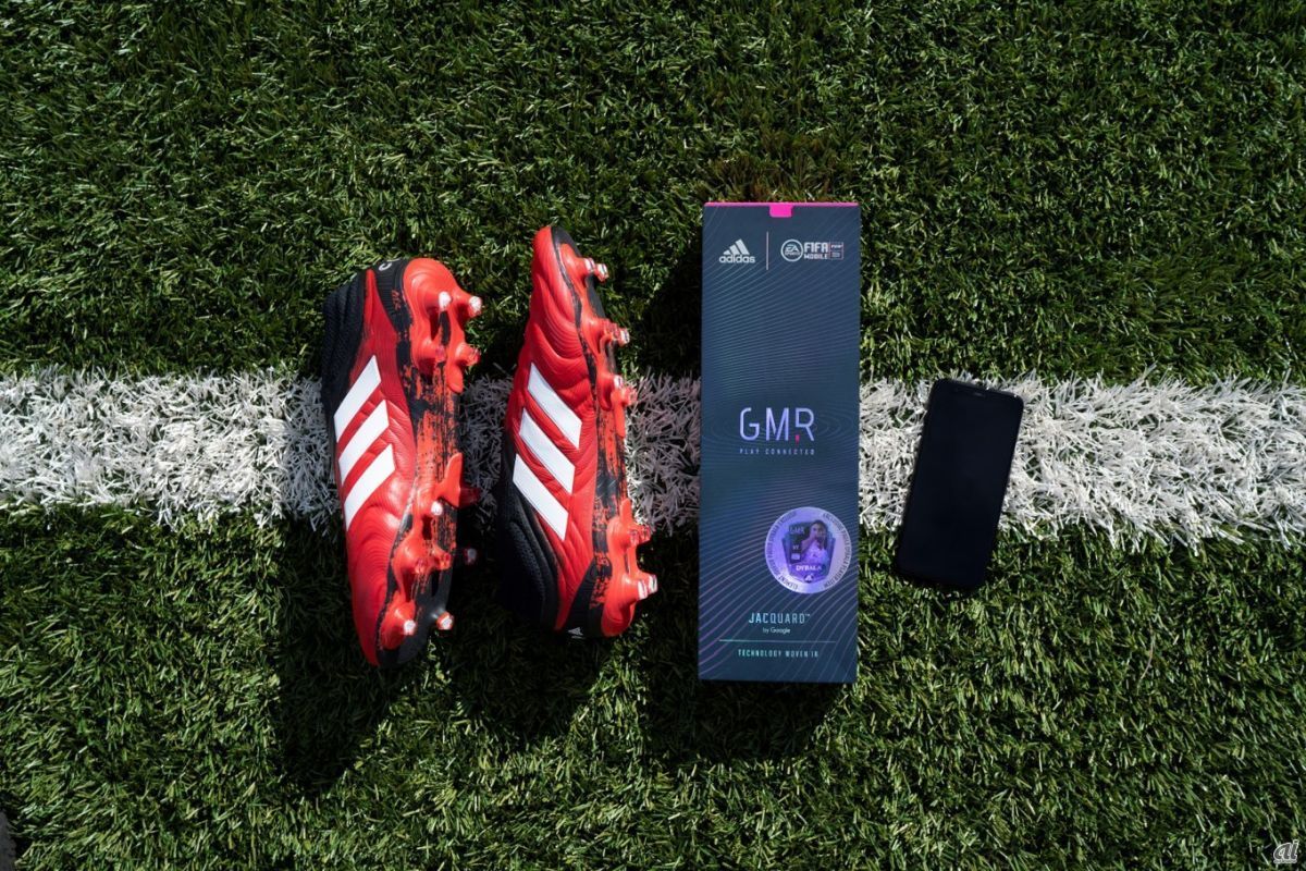 アディダス ゲームとリアルのサッカーが連携するタグ付きインソール Adidas Gmr Cnet Japan