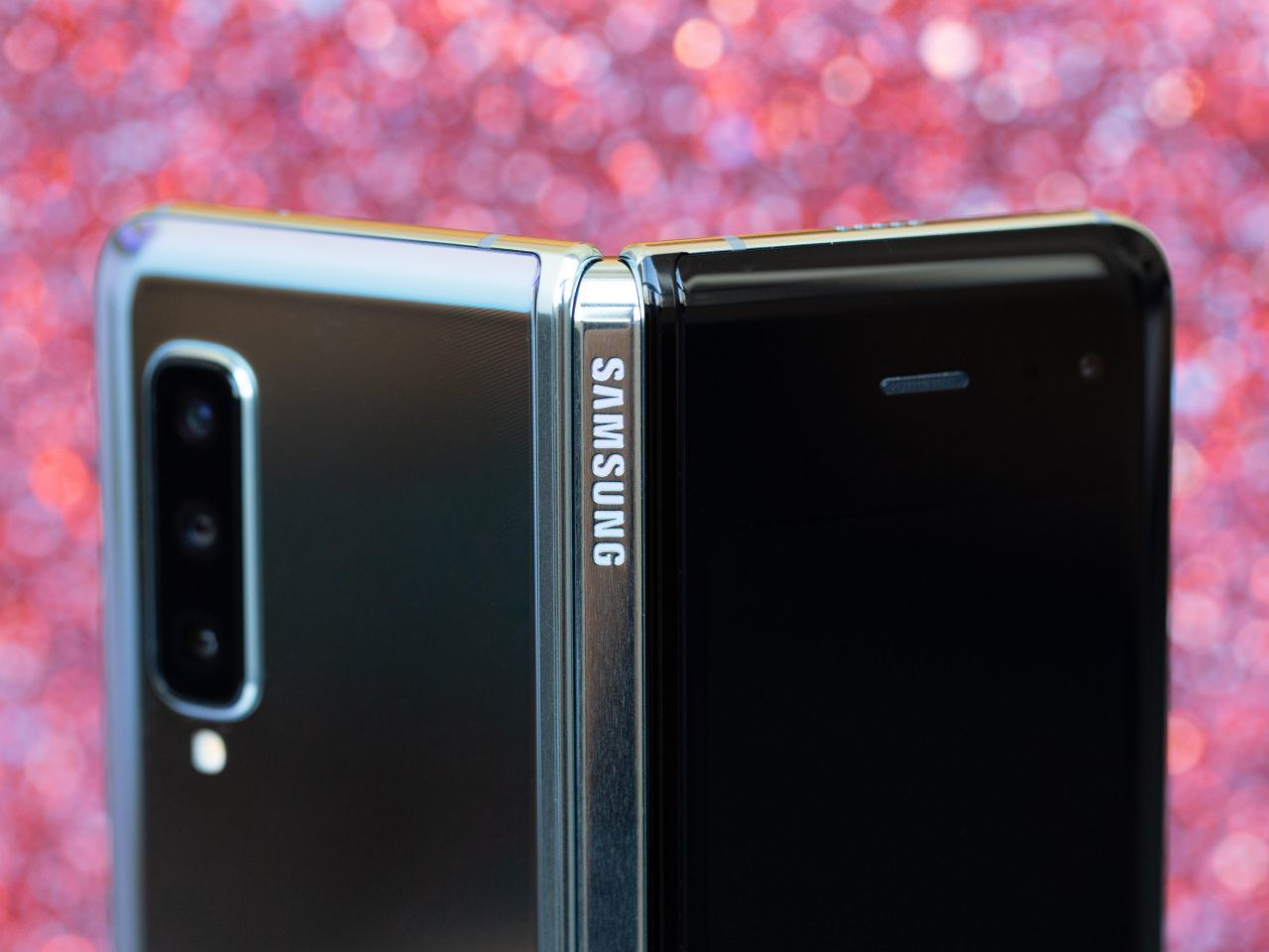 Galaxy Fold」の後継機は「Galaxy Z Fold 2」か--Zシリーズに