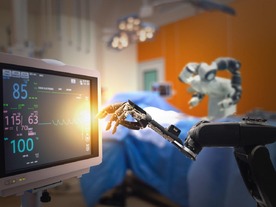 新型コロナで見えてきた医療の予期せぬ未来--ロボット、ドローン、監視アプリ