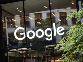 グーグルの親会社Alphabet、2％減収も予想上回る--YouTubeとクラウドが好調