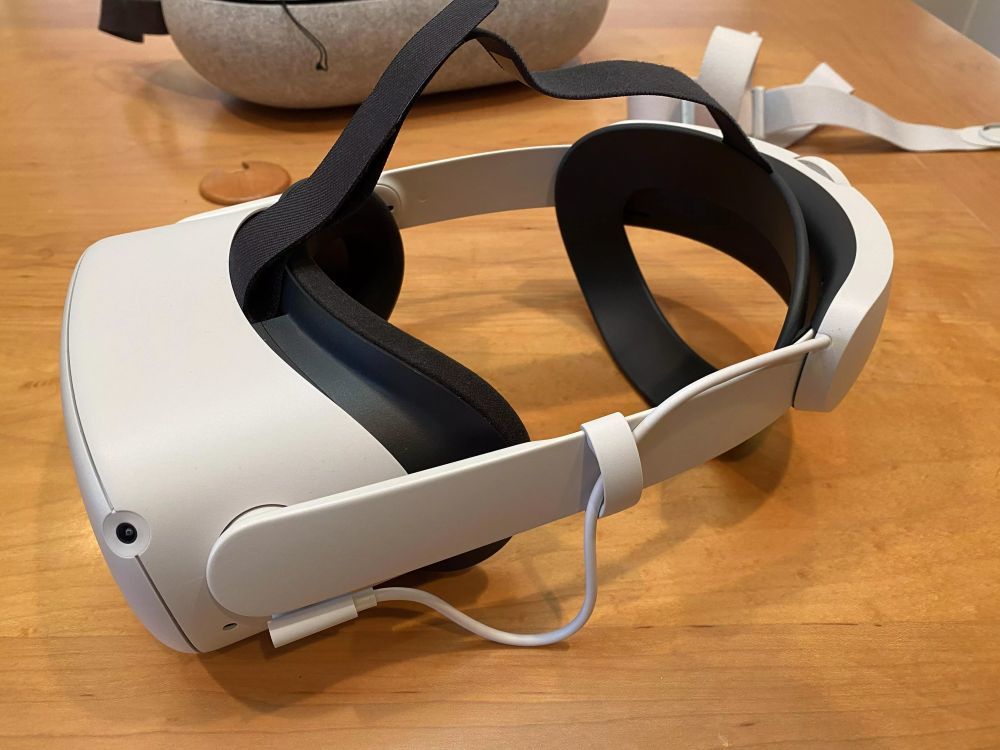 美品(Meta) Oculus Quest 2 256GB エリートストラップ付-