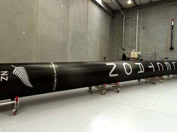 Rocket Lab、ロケットブースターの洋上回収テストへ--将来は空中捕獲も