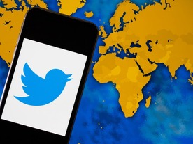 Twitter、誤解を招くツイートへの「いいね」にも警告表示へ