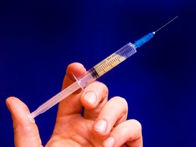 Facebook、新型コロナのワクチンに関する誤情報を削除へ
