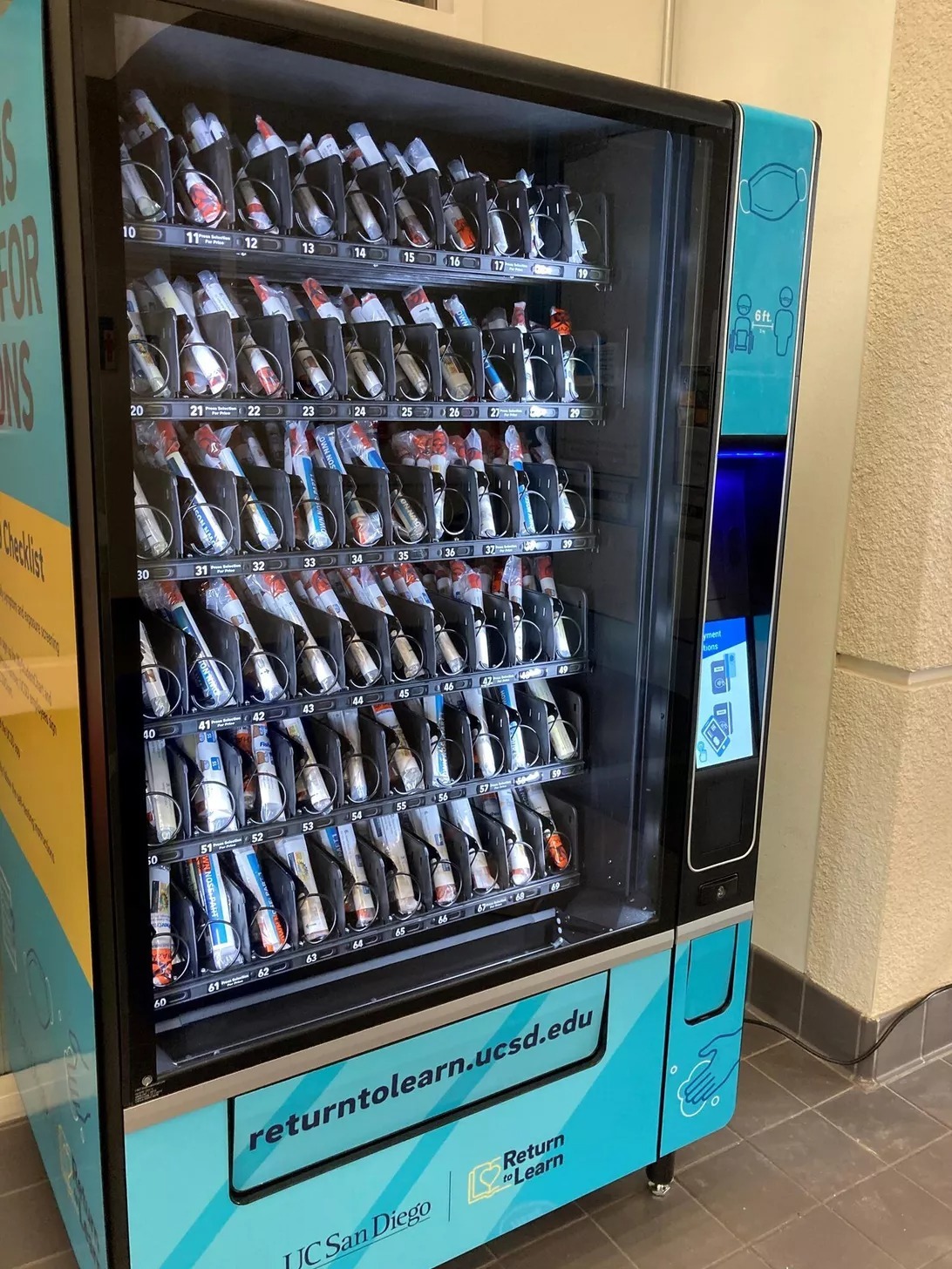 コロナ検査キットを自販機で無料提供 カリフォルニア大学サンディエゴ校で Cnet Japan