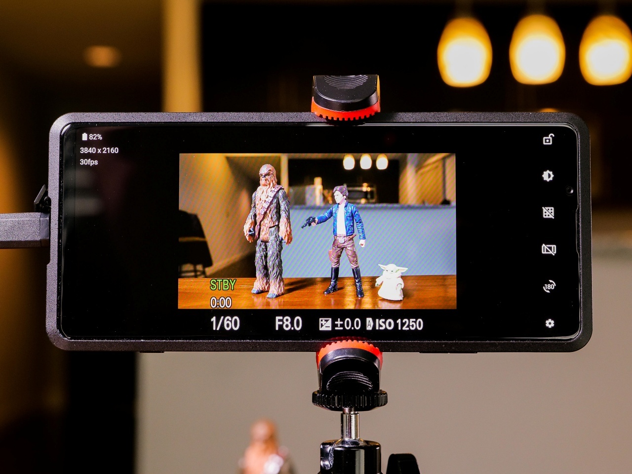 ソニー「Xperia PRO」レビュー、多機能で玄人向けの5Gスマホ
