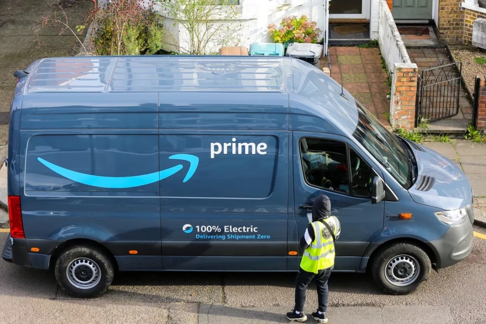 Amazon配送車