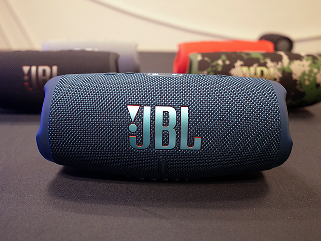 オーディオ機器JBL CHARGE 5 ブルー