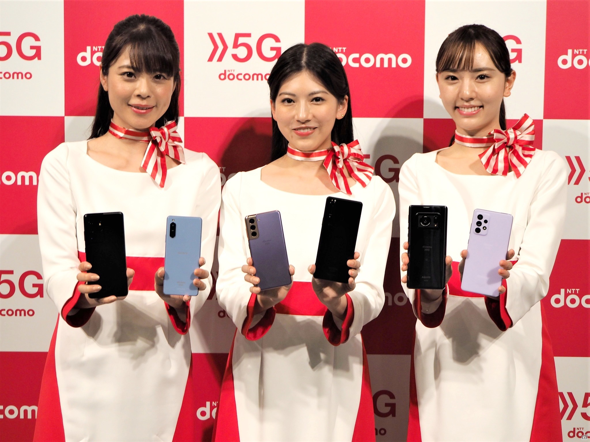 NTTドコモは2021年5月19日に新サービス・新商品発表会を実施、夏商戦に向けたスマートフォン11機種や、3つの新たなサービスなどを発表した
