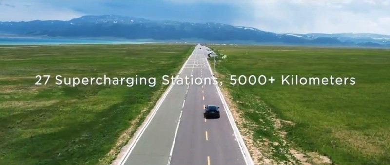 5000kmの区間に充電設備を27カ所（出典：Tesla公式Twitterアカウント）