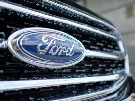 フォード、半導体受託製造大手GlobalFoundriesと提携へ
