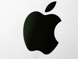 アップル、「App Store」外でのアプリ内購入に手数料を課す可能性を示唆
