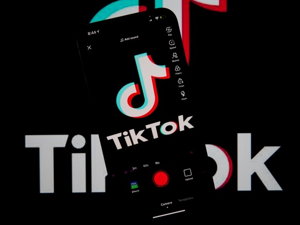 TikTokのコンテンツモデレーターが会社を提訴、PTSD訴え