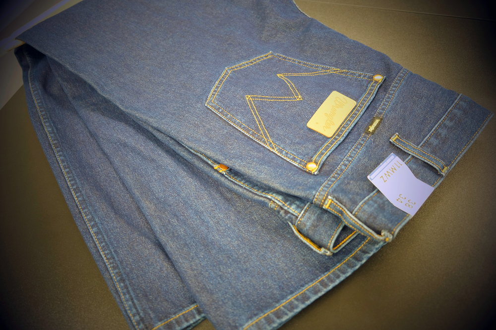 米国のデニムブランド、Wranglerが発売した「インフィナ」を使ったジーンズ