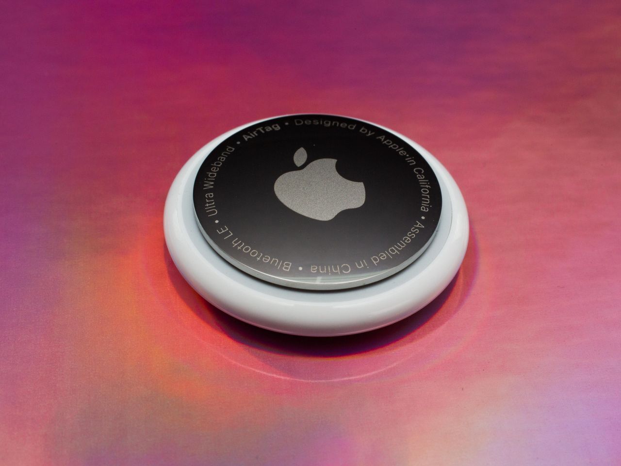 アップルを悩ませるストーカーの「AirTag」悪用--業界横断の対策