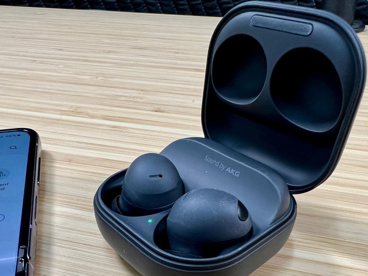 Galaxy Buds2 Pro」レビュー--Galaxyユーザーには最高のワイヤレスイヤホン - (page 2) - CNET Japan