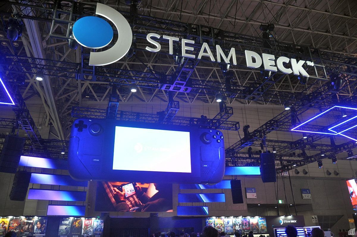 Komodoブースは、ゲーム機「Steam Deck」を試遊出展