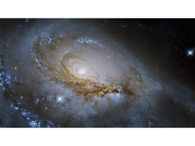 ハッブル宇宙望遠鏡が捉えた美しい渦巻銀河、NASAが画像を公開