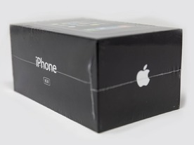 未開封の初代「iPhone」がオークションに--約586万円で落札