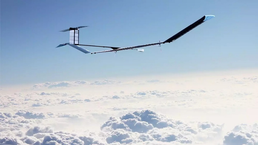 成層圏を飛ぶ無人ソーラー発電飛行機（出典：Airbus）