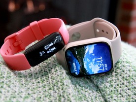 「Apple Watch」と「Fitbit」、睡眠トラッキングはどっちが優秀？