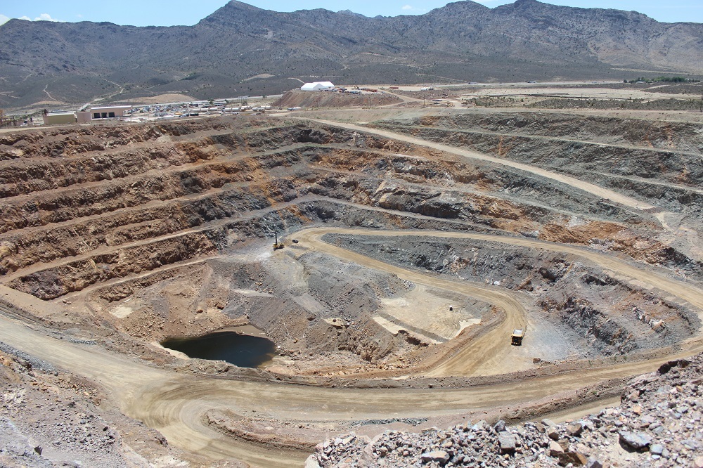 米カリフォルニア州マウンテンパスにあるレアアース採掘場