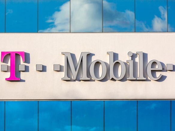 T-Mobileがハッキング被害、3700万人の顧客情報が流出