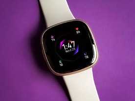 「Fitbit」、グーグルアカウントでログイン可能に--2023年夏から