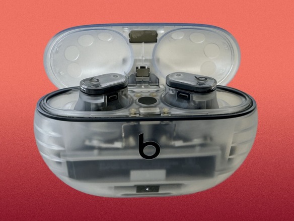 透明な「Beats Studio Buds +」レビュー：ノイキャンと通話音声が大幅に向上