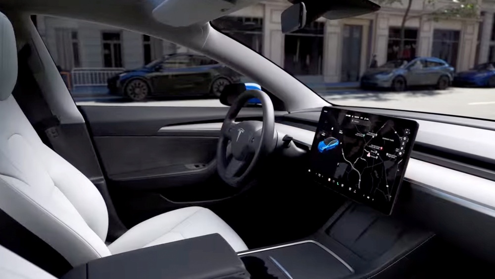 Tesla Model 3の車内