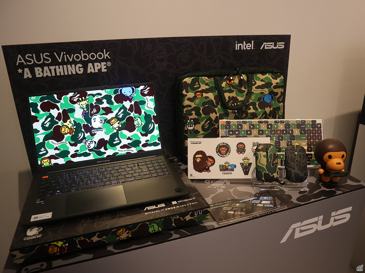 Vivobook BAPE Edition ミッドナイトブラック