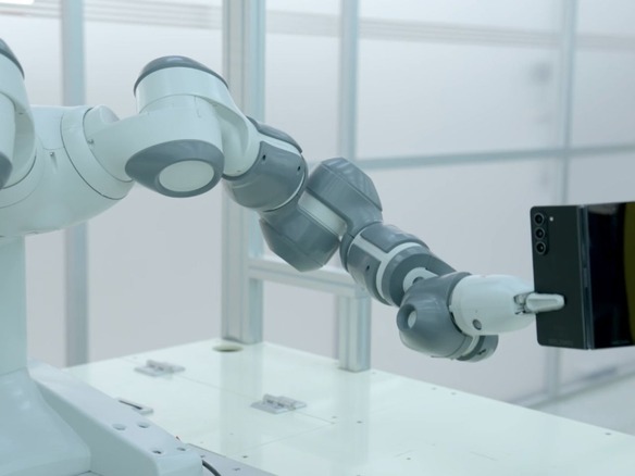 ロボットが活躍するサムスンのスマホ製造工場を訪問--あらゆる工程が自動化