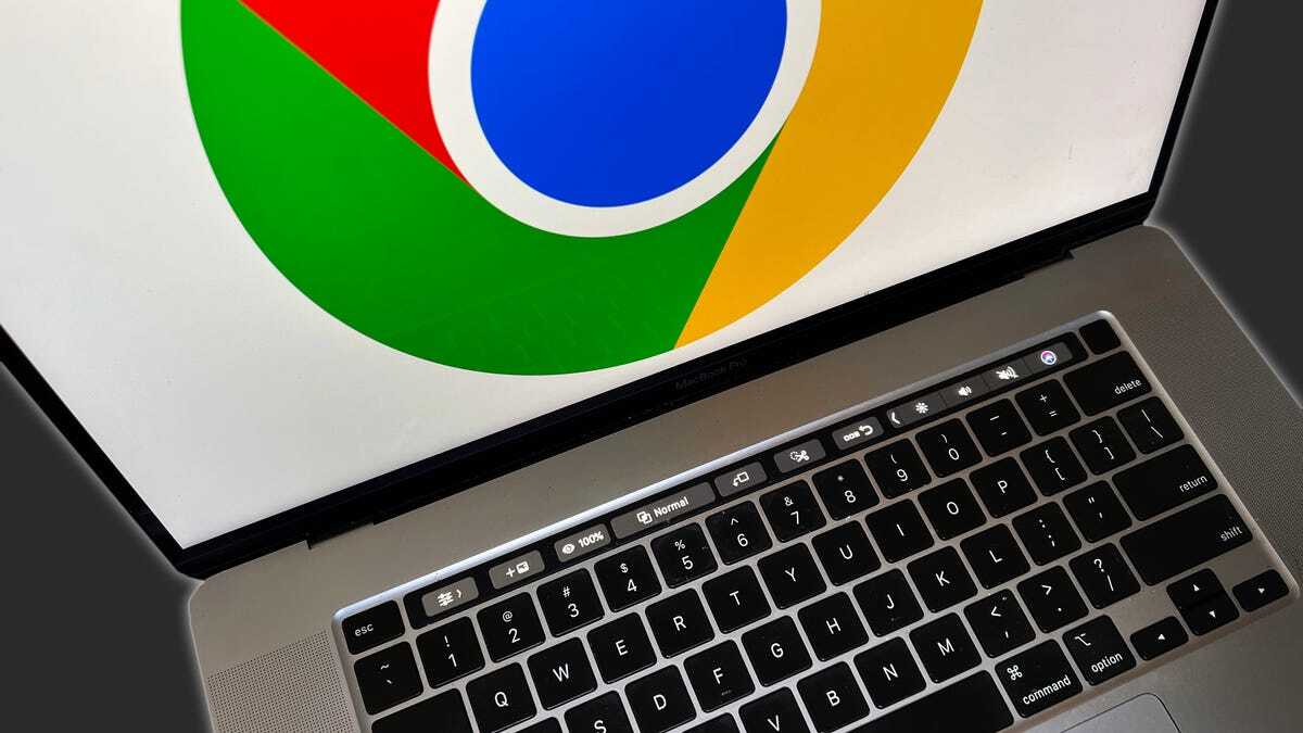 Chromeのロゴが表示されたノートPC