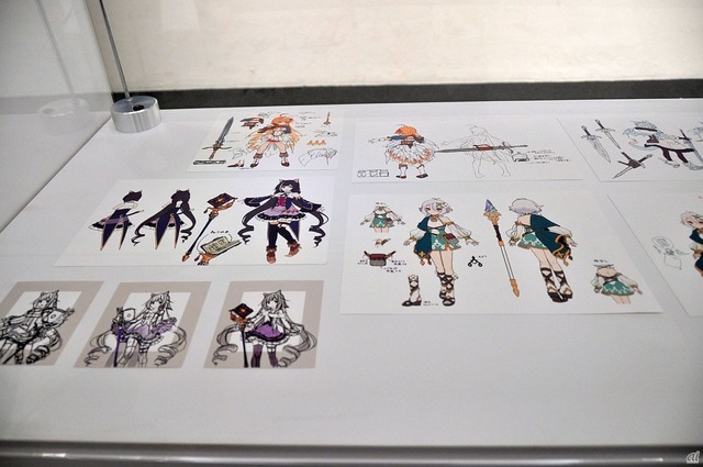 　キャラクターの設定資料も展示。