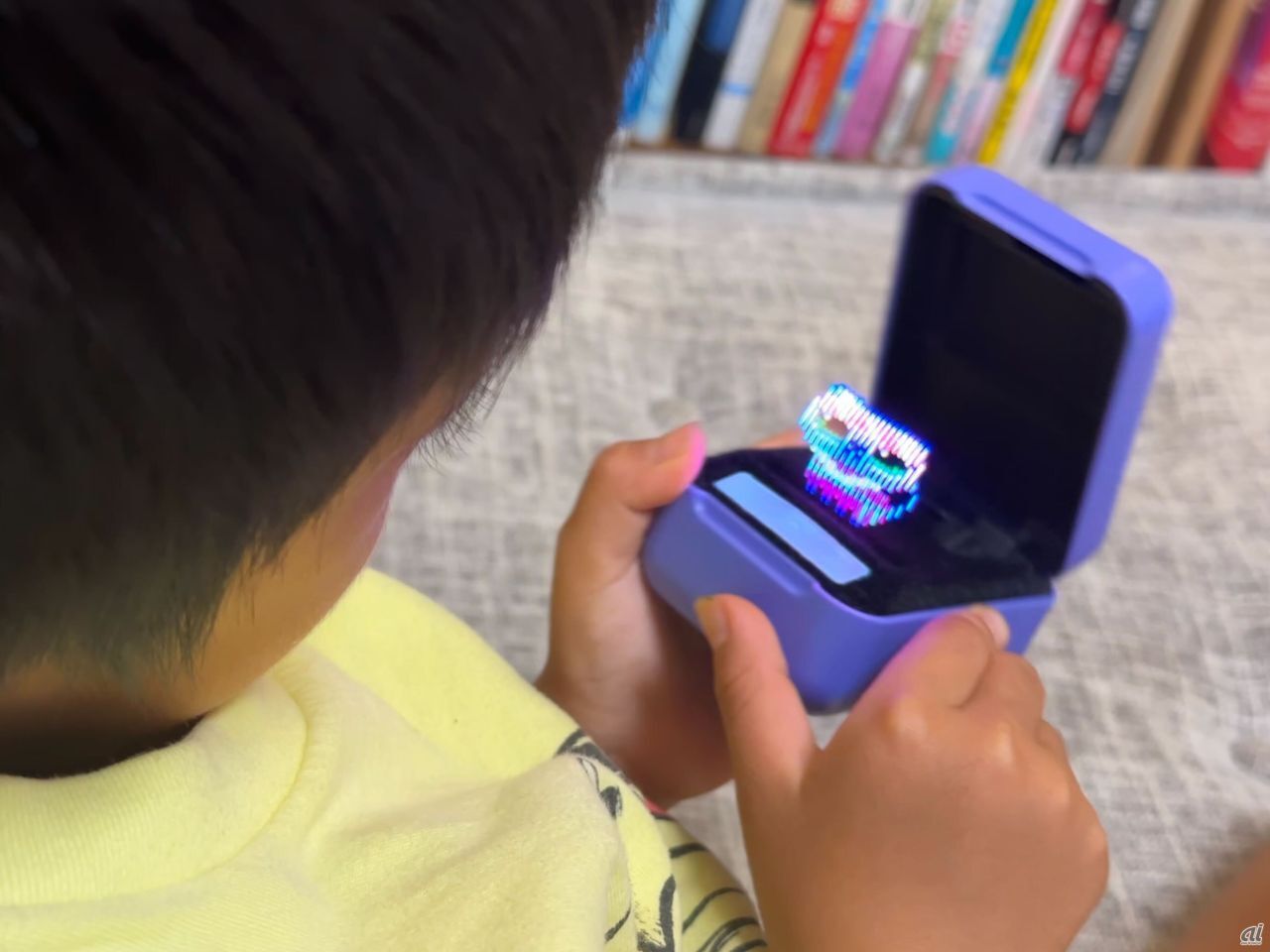 息子のお気に入りの玩具「とびだせ！きゅーびっつ」はデジタルペットに触れることを実現している
