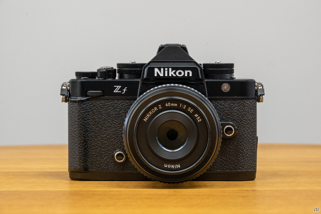 ニコンの新型ミラーレスカメラ「Z f」