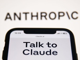 Anthropic、「Claude 2.1」をリリース--15万ワードに対応、幻覚も半減