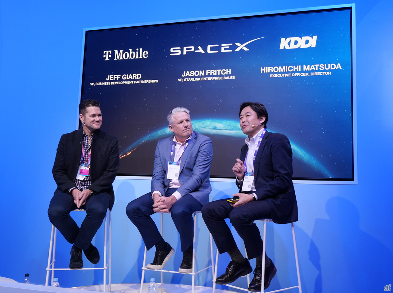 MWC Barclona 2024の初日にはKDDI、スペースX、T-Mobileの代表者が参加し、「Starlink」の活用と衛星・携帯電話の直接通信の取り組みなどについて語った
