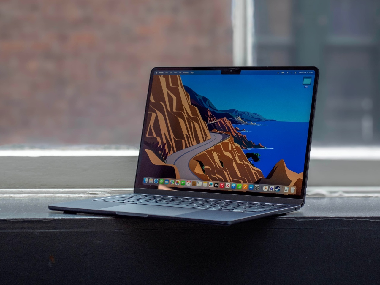 M3搭載「MacBook Air」レビュー：M1/Intelモデルからは大いに買い換え ...